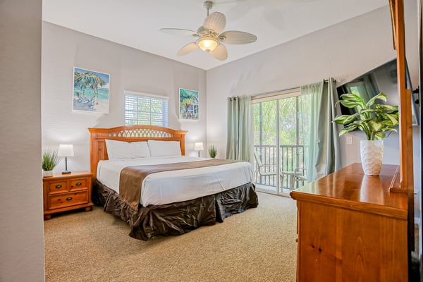 Explore Premium Stays.